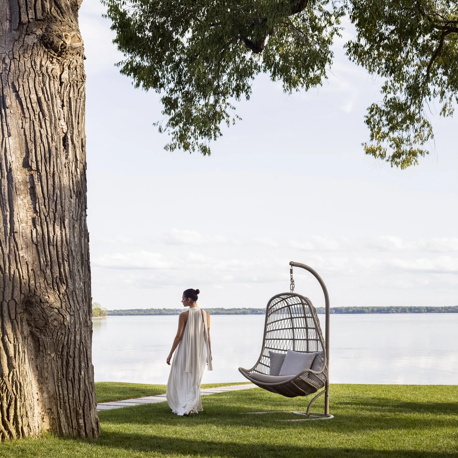 Good Vibes - Outdoor Hanging Chair in Rope
